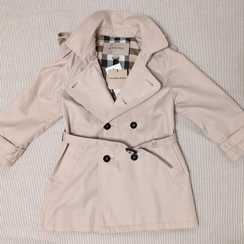 Burberry Kids Mayfair Trench coat, size 3y